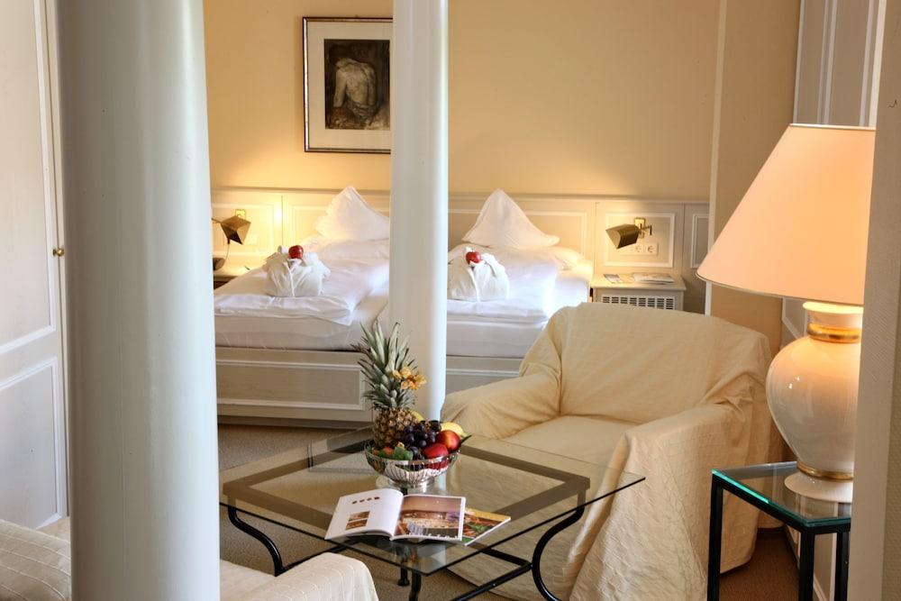 Wunsch Hotel Muerz - Natural Health & Spa Hotel باد فسينغ المظهر الخارجي الصورة