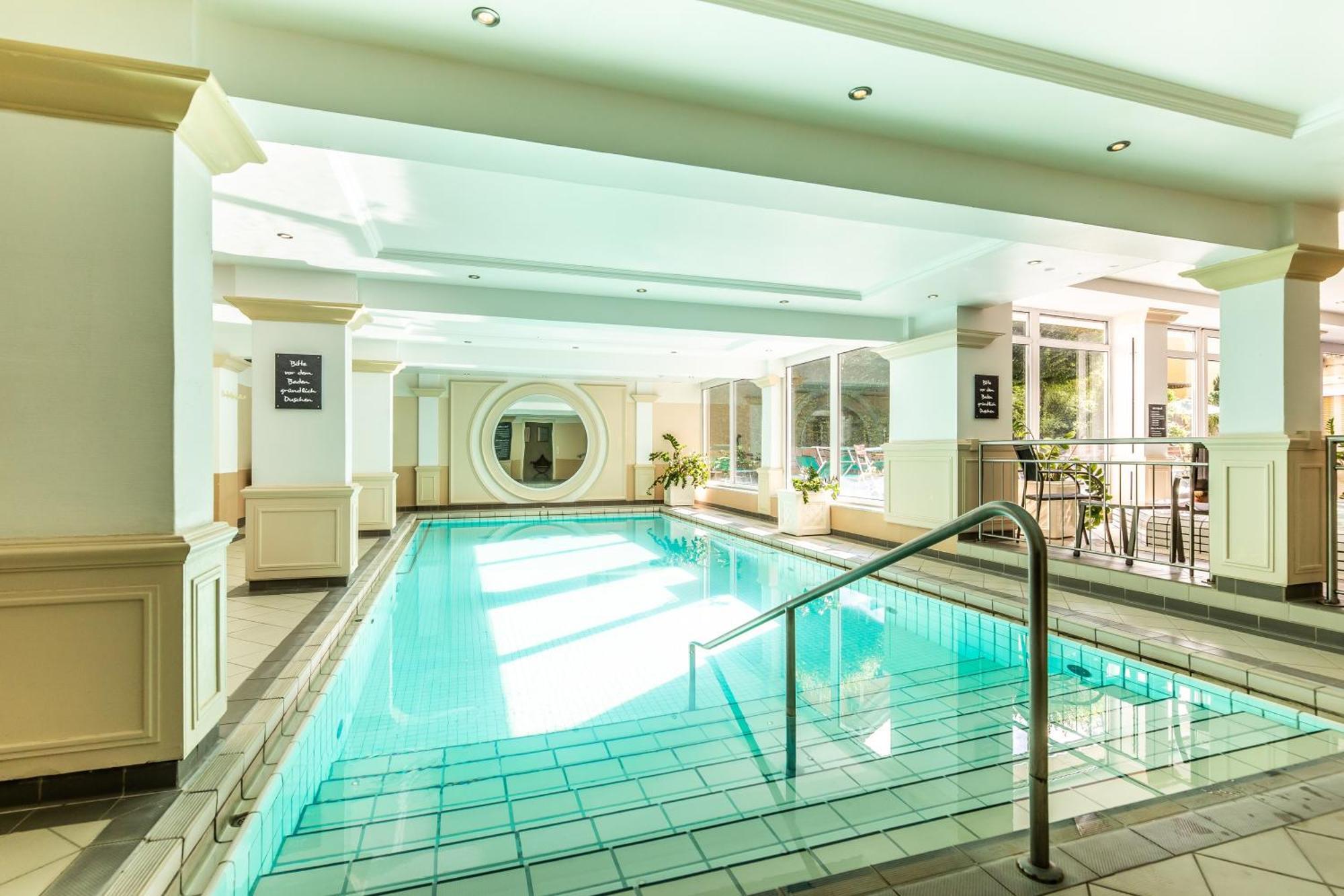 Wunsch Hotel Muerz - Natural Health & Spa Hotel باد فسينغ المظهر الخارجي الصورة